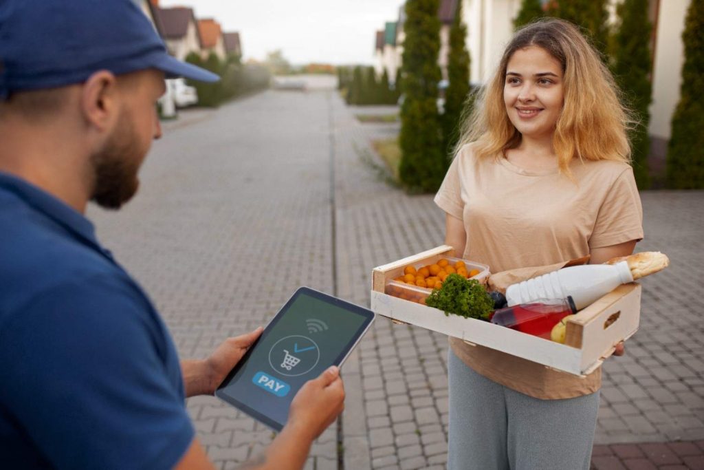 14 Reasons Why Meal Delivery Services Perfectly Align with Your Lifestyle