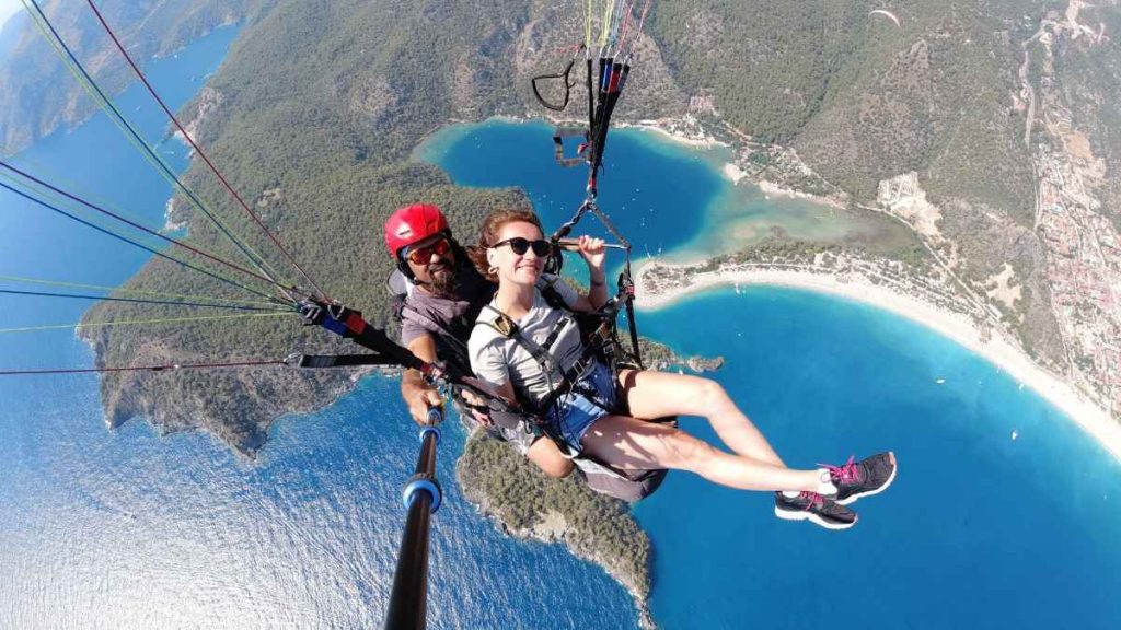 Best Places for Paragliding in Kerala