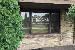 Window Graphics on Chicago Businesses